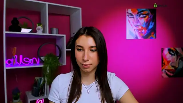 Snapshot of ameliaa_sweet chatting on April 22, 11:23 am ameliaa sweet online show from April 22, 11:23 am