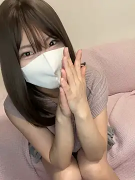 Snapshot of ichigonoiichan chatting on May 18, 12:07 am ichigonoiichan online show from May 18, 12:07 am