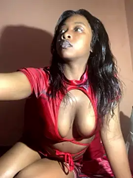 Snapshot of Caramel_Beauty chatting on April 11, 5:23 am Caramel Beauty online show from April 11, 5:23 am