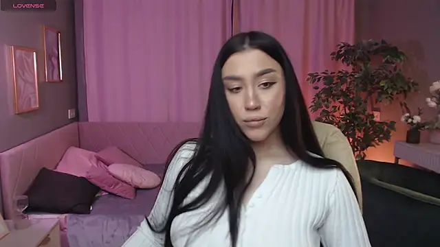Snapshot of Winonna_Ryder chatting on May 21, 7:37 am Winonna Ryder online show from May 21, 7:37 am