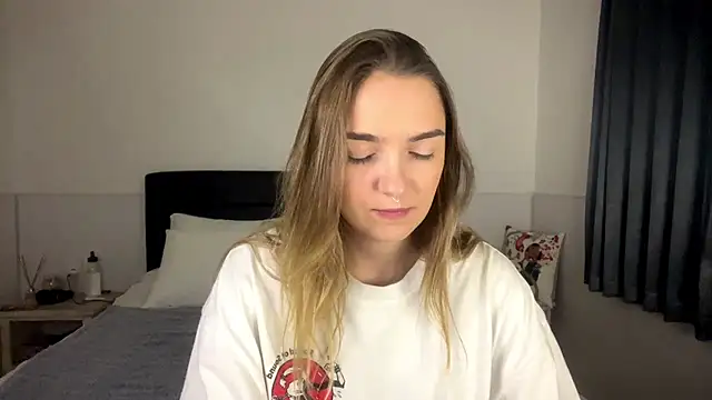 RoxyWet online show from July 18, 2:21 pm