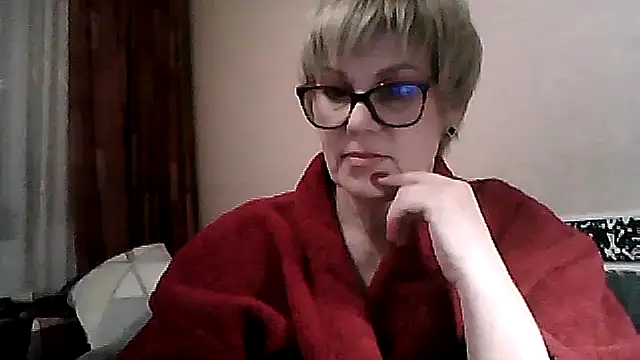 Snapshot of TatkaYang chatting on March 15, 8:04 pm TatkaYang online show from March 15, 8:04 pm