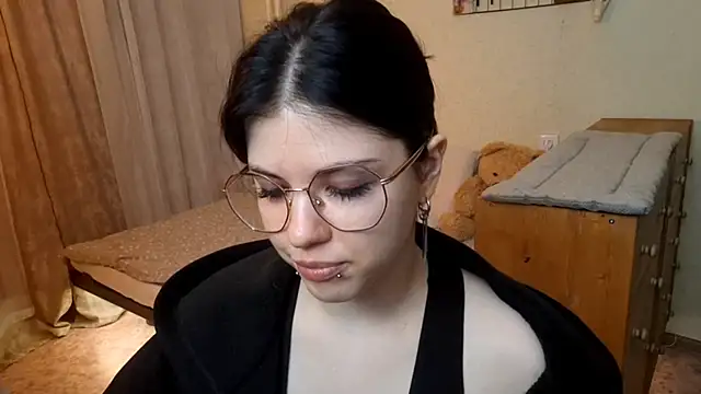 MiaTemptress online show from April 16, 2:18 pm