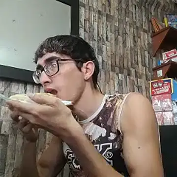 jhosuamoore online show from July 9, 12:42 pm
