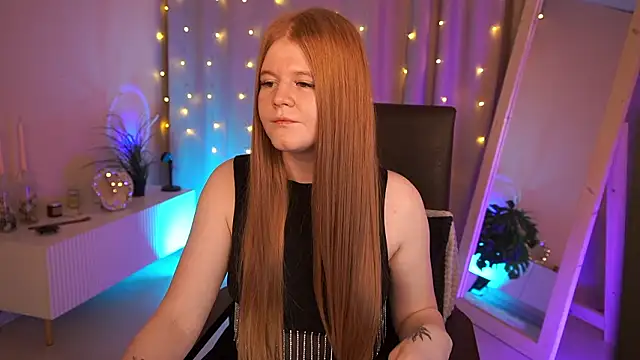 Snapshot of JessicaEmber chatting on March 15, 1:39 pm JessicaEmber online show from March 15, 1:39 pm