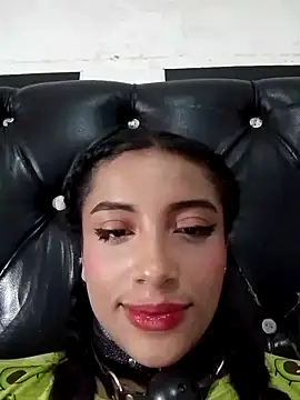 KattyBerryX online show from June 14, 2:24 am