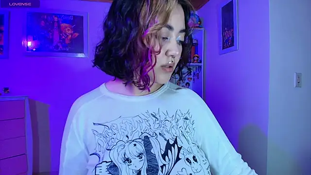 Nanachi uwu online show from April 1, 9:43 am