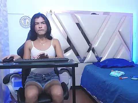 Madisson jones online show from March 17, 11:46 am