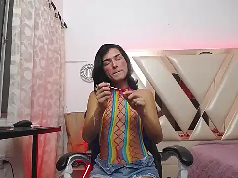 Madisson jones online show from April 4, 11:51 am