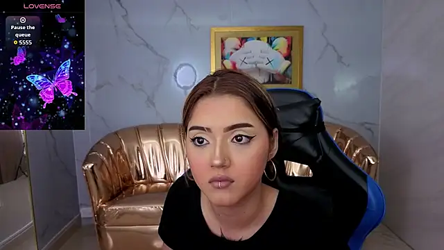 Snapshot of veronicaa_s chatting on July 28, 8:52 pm veronicaa s online show from July 28, 8:52 pm