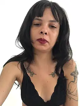 pinacarracci online show from June 25, 1:48 pm