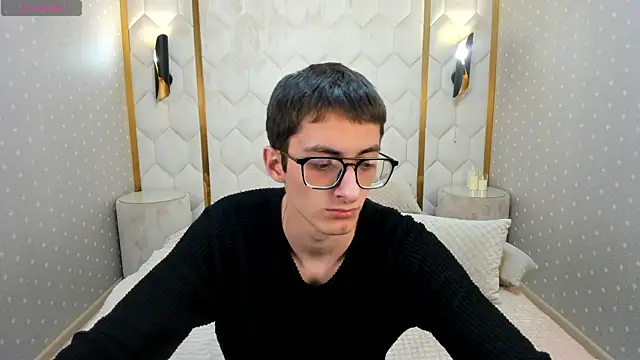RonBevs online show from June 10, 8:19 pm