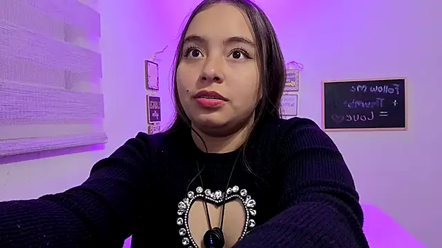 Snapshot of cherry_valeria chatting on May 18, 5:24 am cherry valeria online show from May 18, 5:24 am