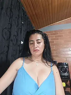 Snapshot of Alexandrina chatting on November 11, 11:05 pm Alexandrina online show from November 11, 11:05 pm