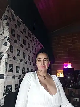 Snapshot of Alexandrina chatting on November 19, 10:43 pm Alexandrina online show from November 19, 10:43 pm