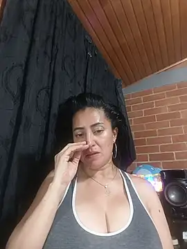 Snapshot of Alexandrina chatting on December 4, 1:15 am Alexandrina online show from December 4, 1:15 am