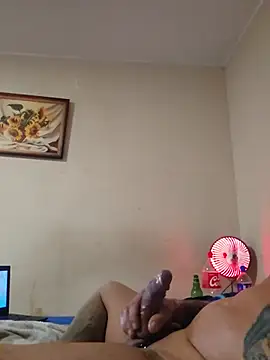 Snapshot of Czarnykonik7111 chatting on July 23, 3:26 am Czarnykonik7111 online show from July 23, 3:26 am