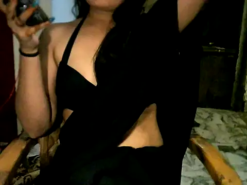 Snapshot of YAMUNA_012 chatting on March 28, 6:18 pm YAMUNA 012 online show from March 28, 6:18 pm