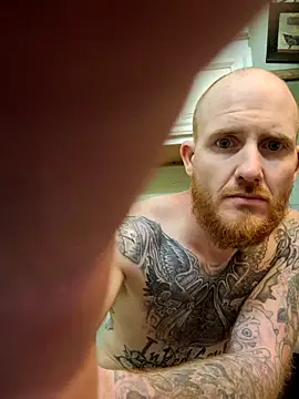 Snapshot of redandjuicy chatting on March 21, 11:26 am redandjuicy online show from March 21, 11:26 am