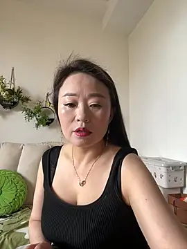 Snapshot of zhhmm chatting on March 21, 5:56 am zhhmm online show from March 21, 5:56 am