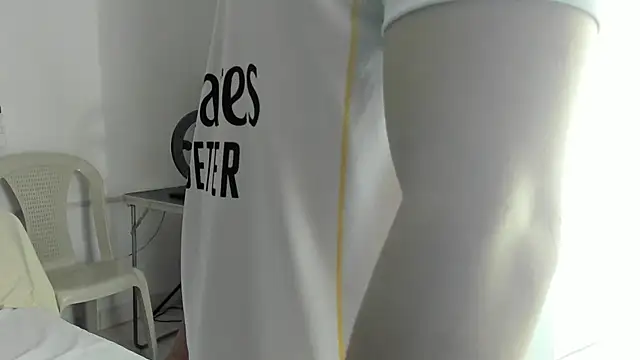 Noah Rodrigez online show from April 16, 1:28 am