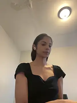 Snapshot of karlatiburcio chatting on March 14, 8:25 pm karlatiburcio online show from March 14, 8:25 pm