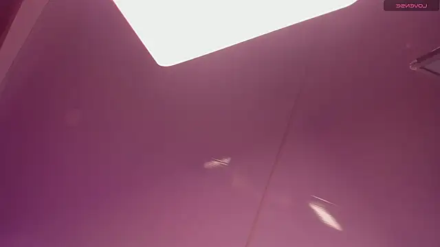 cuttie blondie online show from March 31, 11:10 am