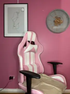 NaughtyLatinaxxx online show from April 21, 5:39 pm