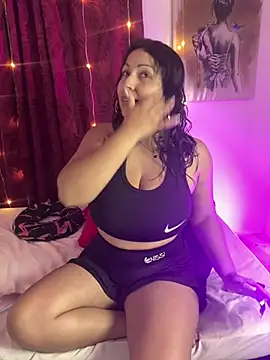 Snapshot of karlyprintt chatting on June 2, 2:19 pm karlyprintt online show from June 2, 2:19 pm
