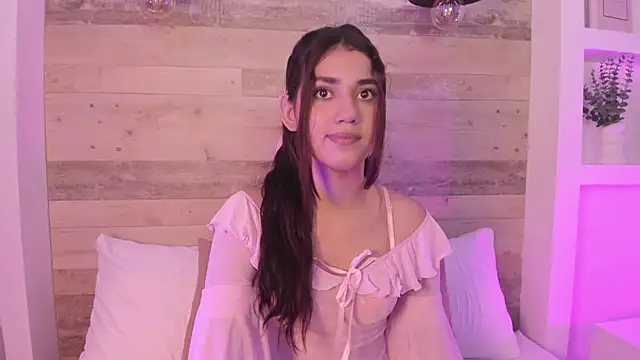 cristin collins online show from June 25, 2:44 am