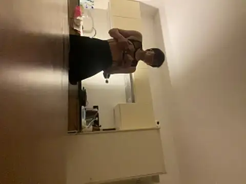 DtPORNBITCH online show from March 19, 2:15 am