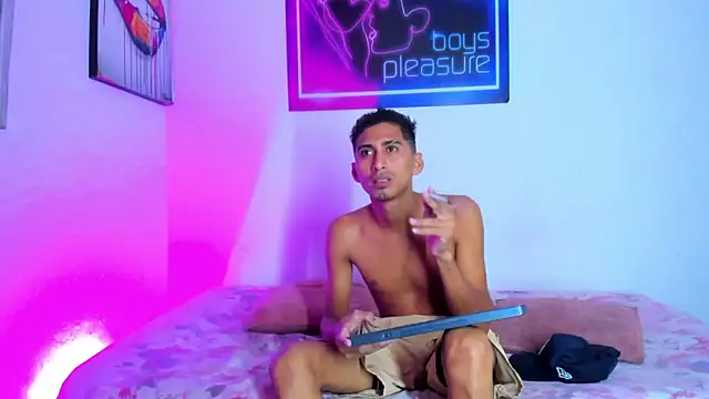 Boys xxx  online show from April 29, 5:00 am