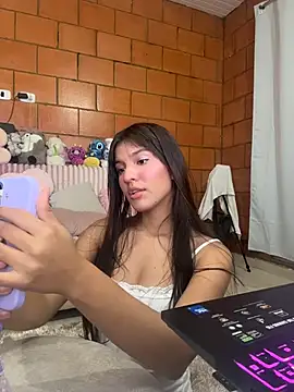 xayah cute online show from May 21, 5:36 am