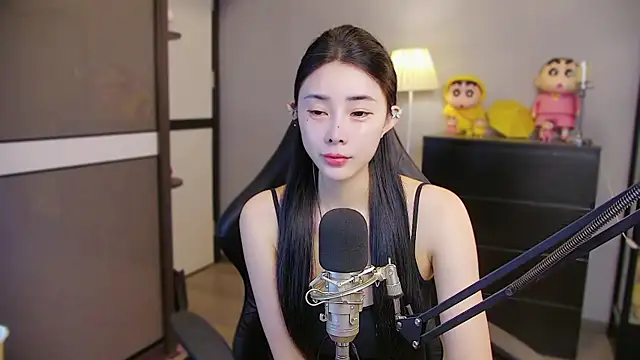 XiaoYuBao- online show from July 18, 4:11 pm