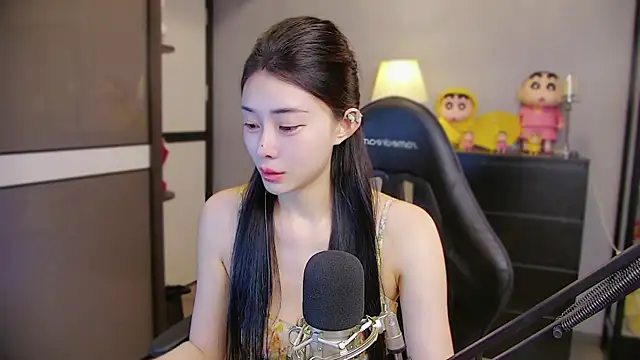 XiaoYuBao- online show from July 25, 12:25 pm