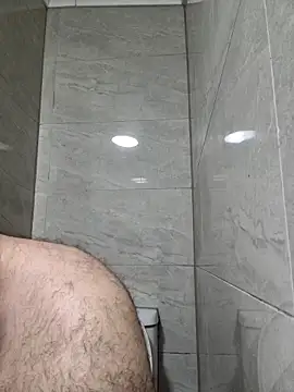 bigmillz32 online show from April 26, 11:24 pm