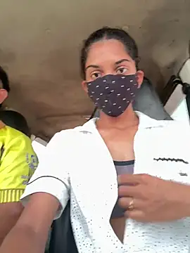Snapshot of Miss__Manisha chatting on April 9, 7:14 am Miss Manisha online show from April 9, 7:14 am