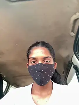 Snapshot of Miss__Manisha chatting on April 13, 7:36 am Miss Manisha online show from April 13, 7:36 am