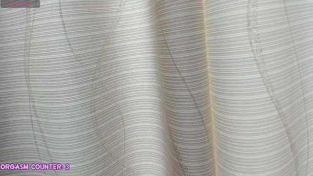 RileyNymph online show from June 25, 3:39 am