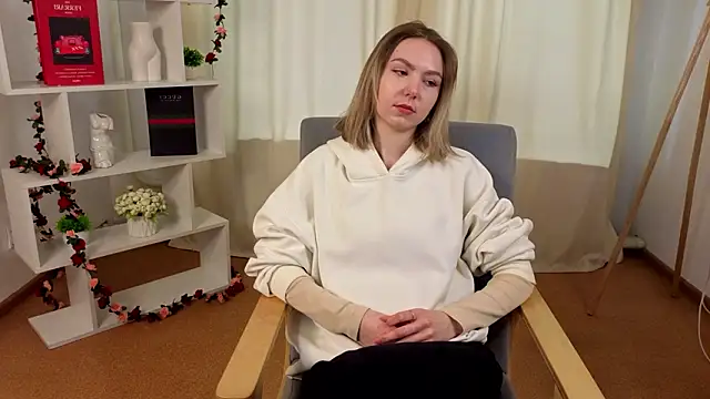 Snapshot of DottyTaliaferro chatting on March 15, 8:20 am DottyTaliaferro online show from March 15, 8:20 am