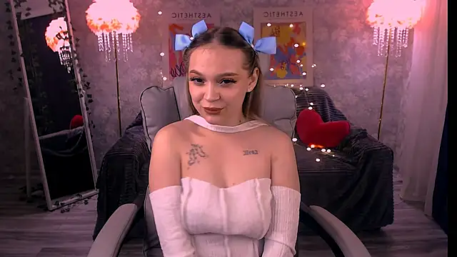 Snapshot of kateroset chatting on March 20, 6:35 pm kateroset online show from March 20, 6:35 pm