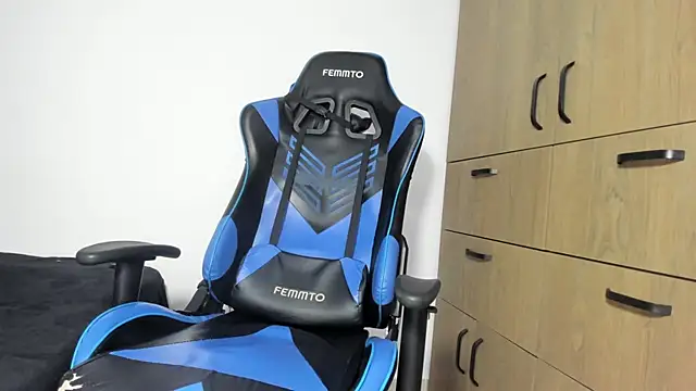 D dorman online show from April 4, 9:07 am