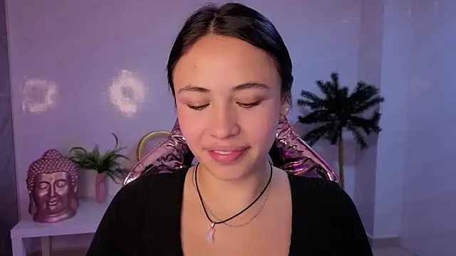 bonnie 1s online show from June 20, 1:03 pm