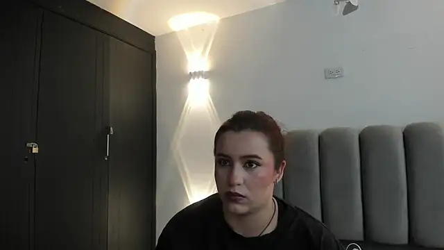 JeanneWilliams online show from June 10, 12:04 pm