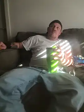 yourMasterisBored online show from March 25, 4:02 pm