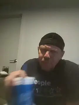 yourMasterisBored online show from April 6, 1:47 am