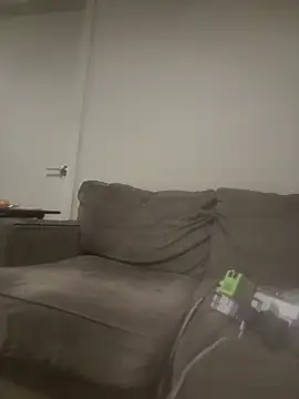 yourMasterisBored online show from April 15, 2:40 am