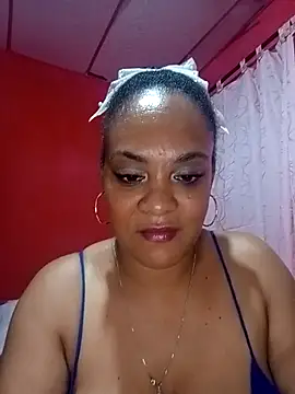 Snapshot of catalin6900 chatting on March 27, 1:22 am catalin6900 online show from March 27, 1:22 am