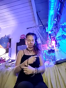 Snapshot of Ambionce chatting on March 25, 12:44 pm Ambionce online show from March 25, 12:44 pm