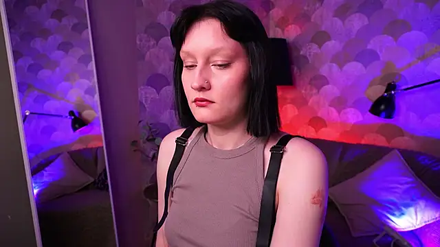 Velvet Lily online show from April 14, 8:48 pm